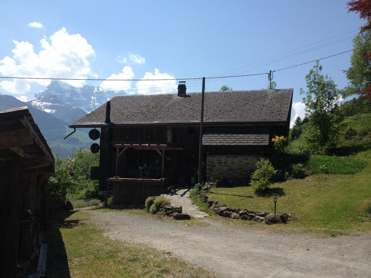 Chalet Ingas Troistorrents ภายนอก รูปภาพ